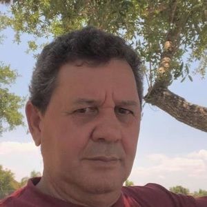 Meet your Posher, Adauto